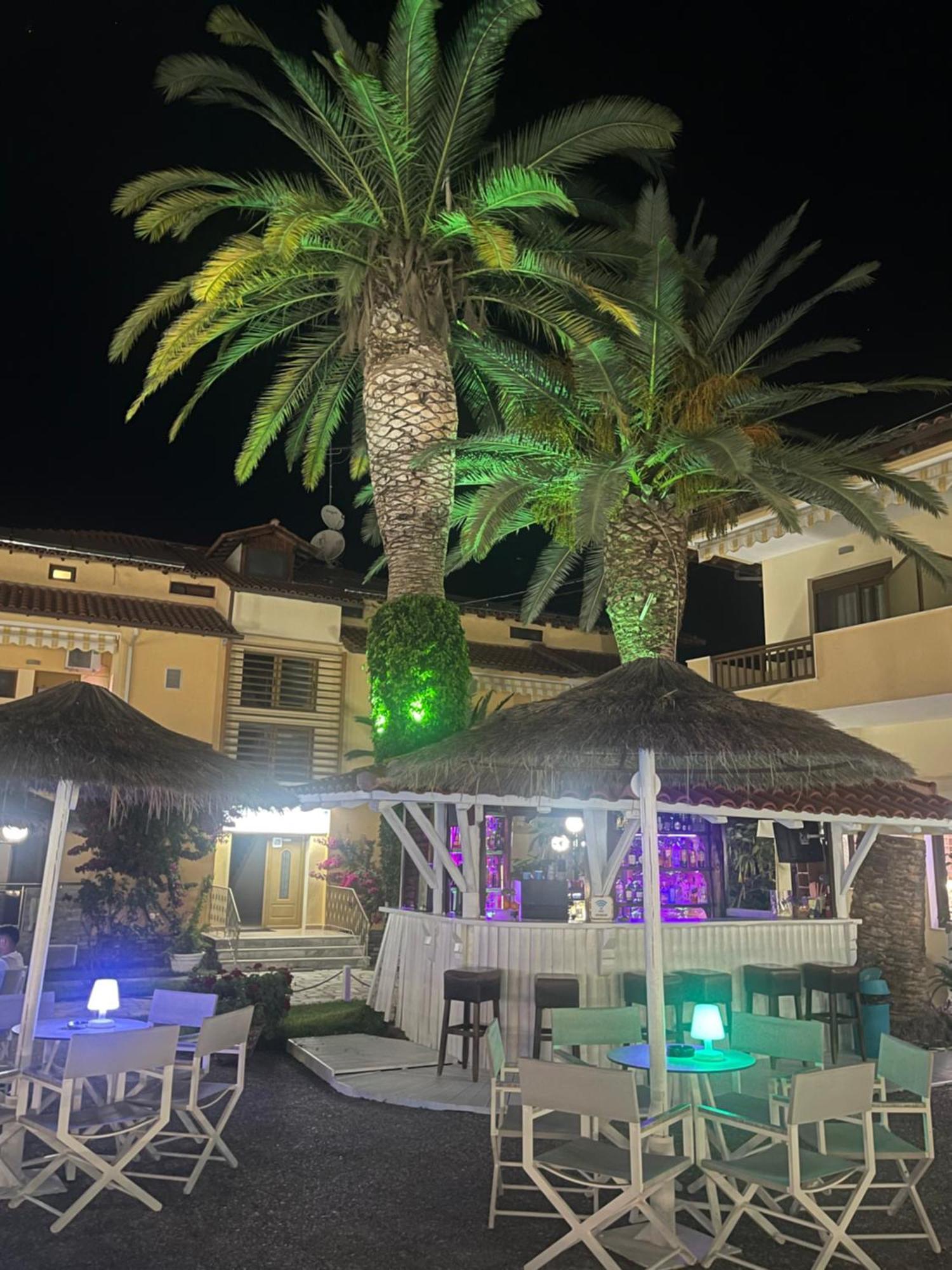 Vergos Hotel 보우르보우로우 외부 사진