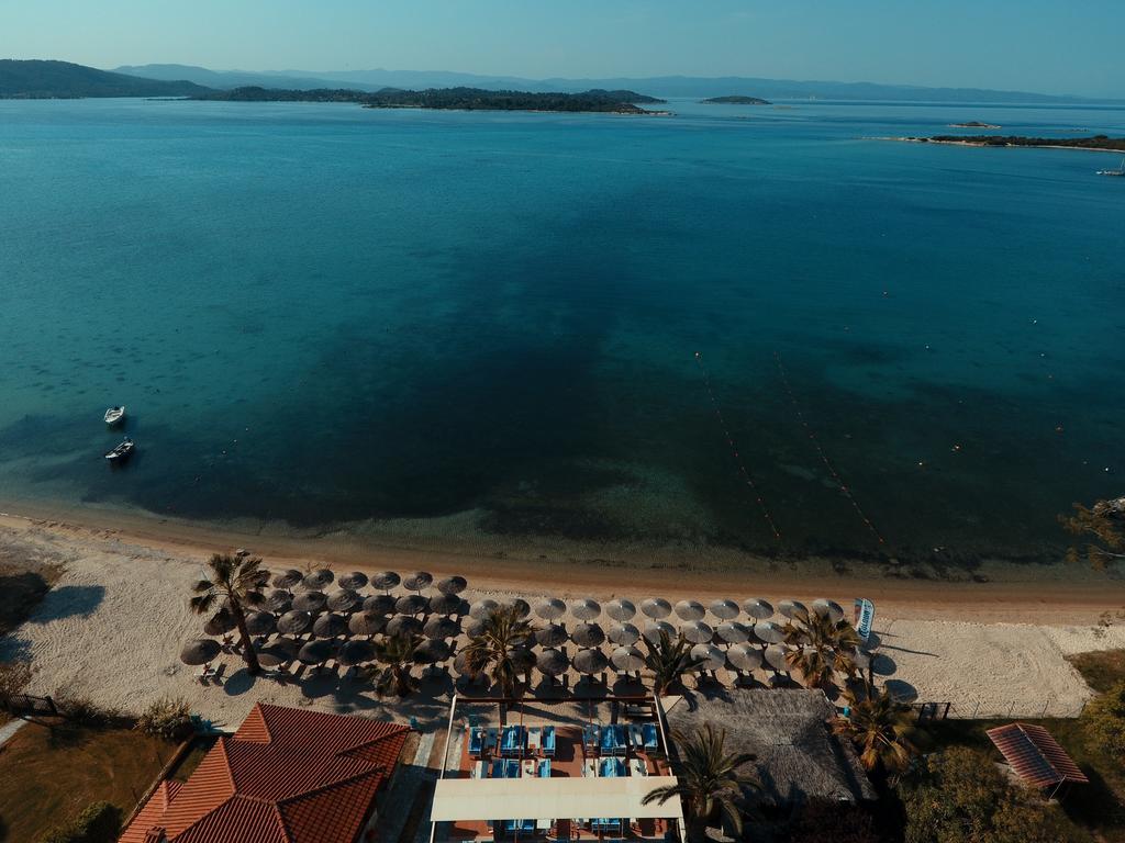 Vergos Hotel 보우르보우로우 외부 사진