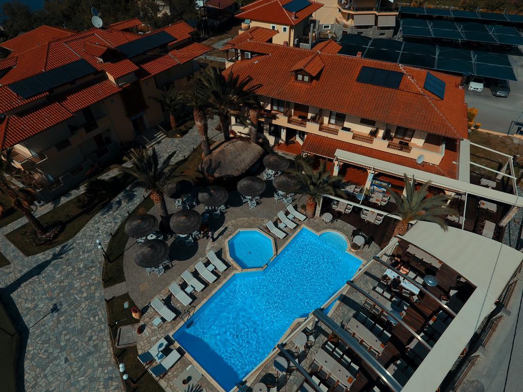 Vergos Hotel 보우르보우로우 외부 사진